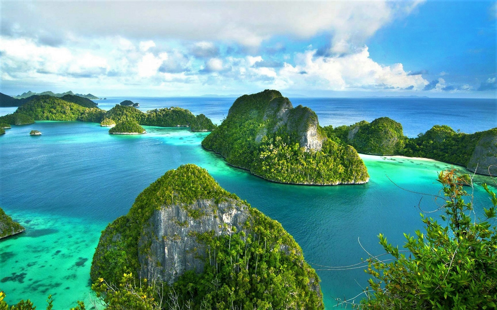 Menelusuri Surga Tersembunyi